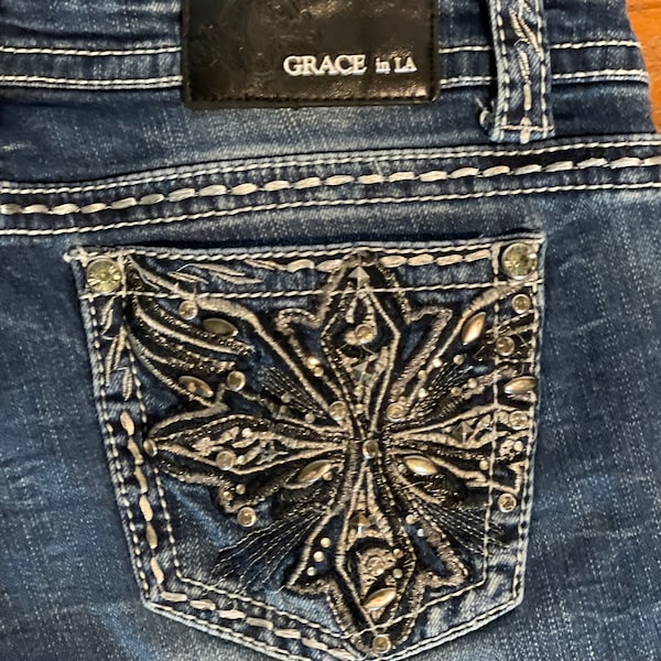 Grace in LA designer jeans, ladies size 28, PreOwned in excellent condition, bootcut denim jeans