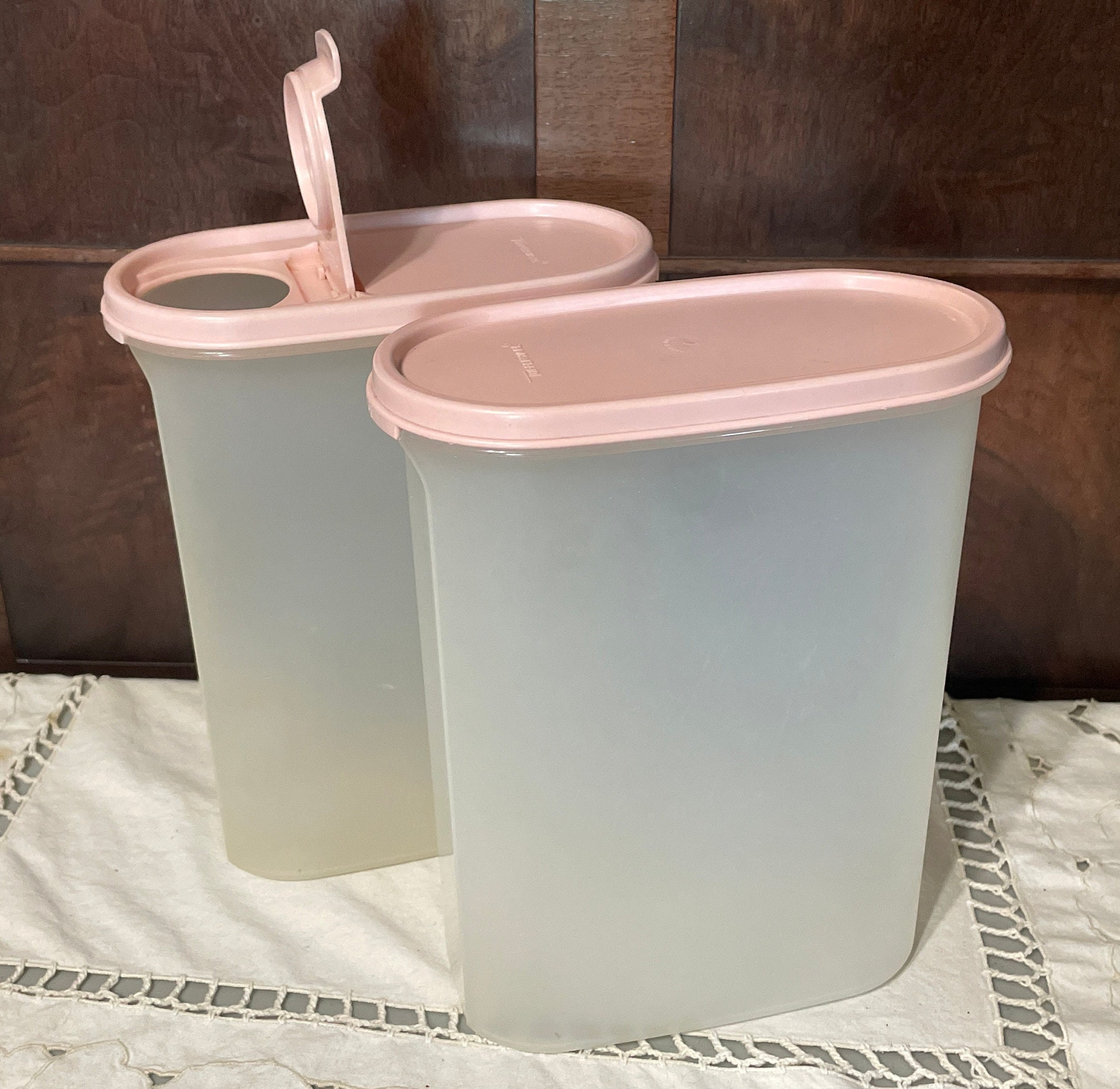 Tupperware Servalier Vintage Style 7.5 CPink Stacking Cookie Container USA  MADE