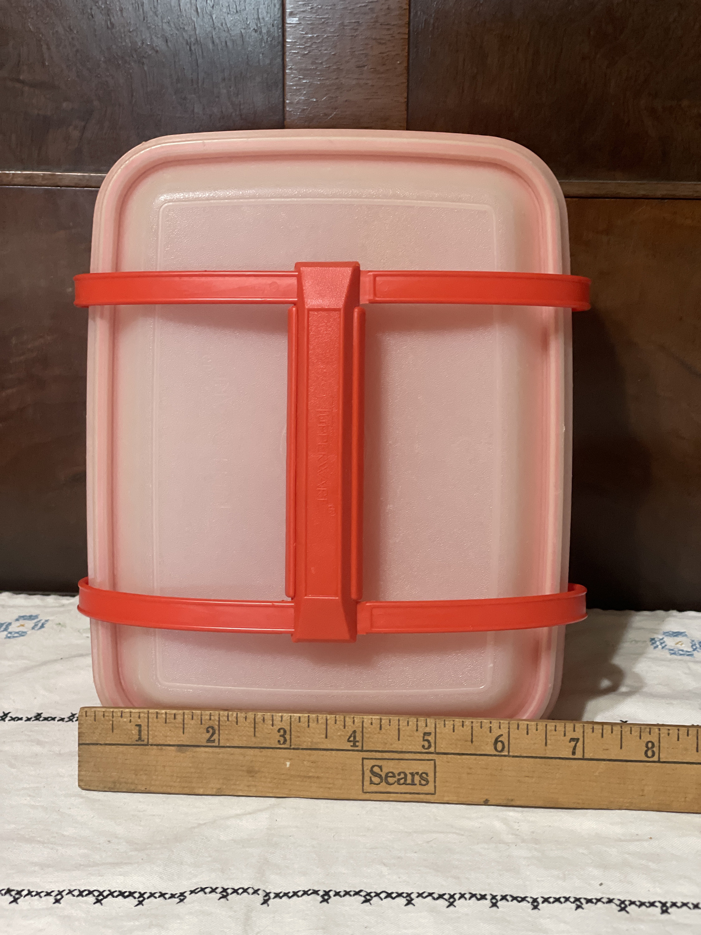 The Chicago Athenaeum - TUPPERWARE LOLY TUP LUNCH BOX, 2013