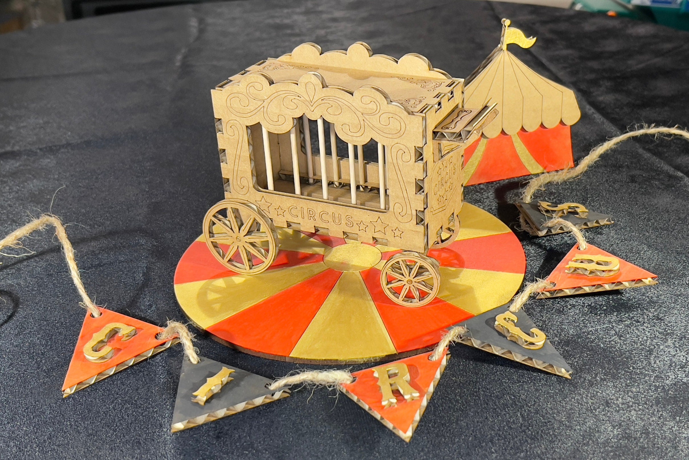 DIY Circus Wagon Cardboard Kit, Train Cart Candy Stand and Favor Box - Etsy