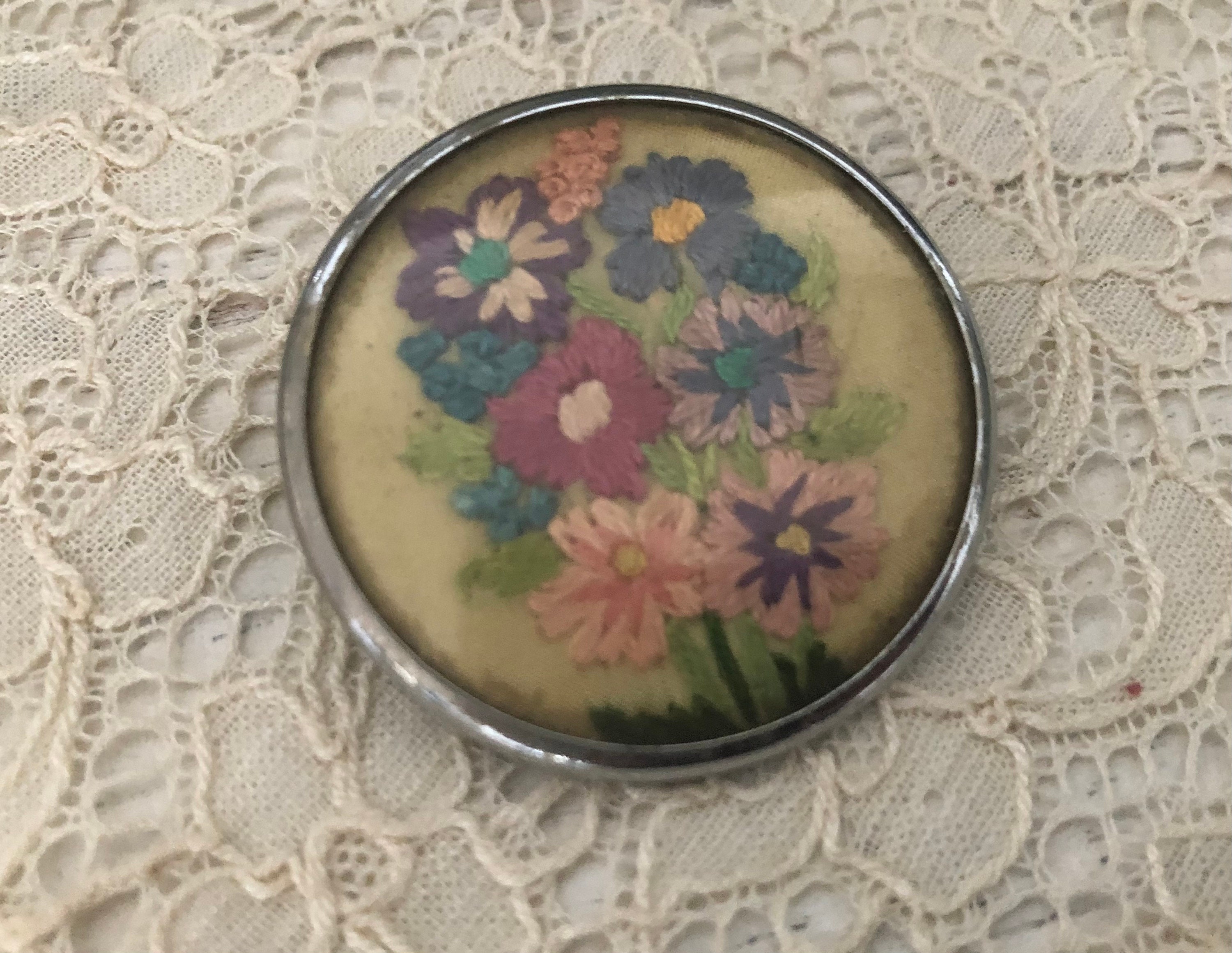 1940s Embroidered Floral Brooch - Etsy