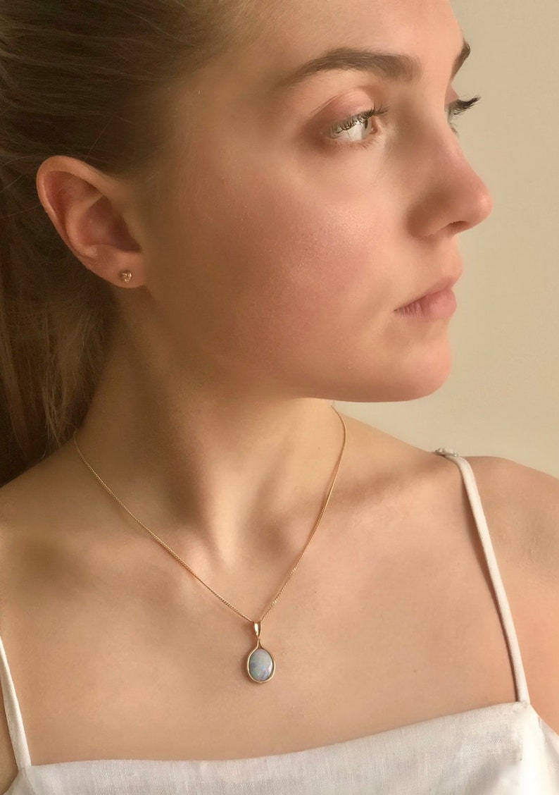 Anniversary Gift Mother/'s Day Gift Oval Opal Pendant Graduation Gift Opal Pendant set in 14K Gold