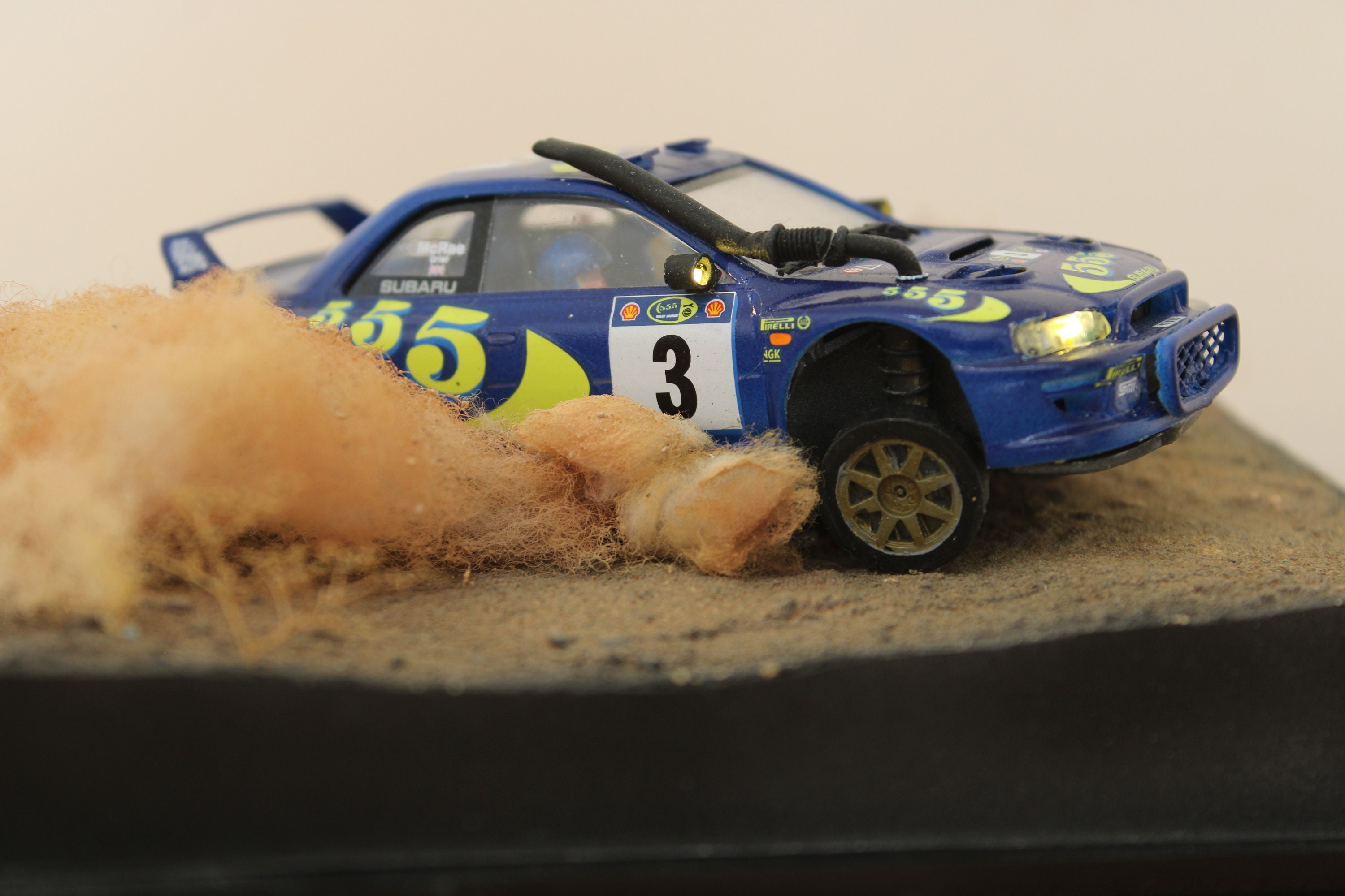 SUBARU IMPREZA WRC SAFARI RALLY ミニカー Rally Diorama 1/43 Scale Mcrae Safari Rally Kenya Subaru Impreza