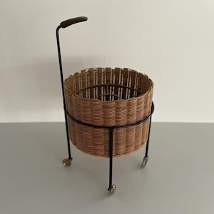 Wicker and Black metal Round Serving Bar Cart, 1960s, Germany