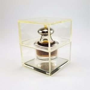 Faberge Kiku Vintage Perfume
