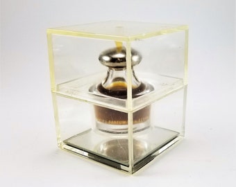 Faberge Kiku Vintage Perfume