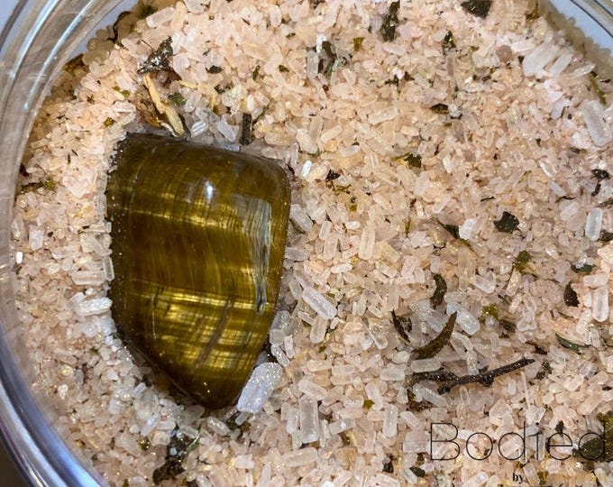Tiger’s Eye Crystal Bath Salt – Ginger Ginseng Aromatherapy Ritual Soak for Strength and Energy