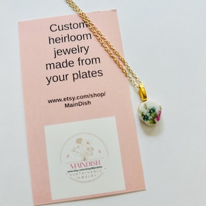 tiny broken plate pendant/dainty pendant/broken plate jewelry/broken plate necklace/broken china pendant/floral pendant/upcycled pendant/