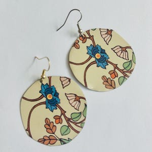 recycled tin earrings/up cycled earrings/floral earrings/dangle earrings/sustainable earrings/up cycled jewelry/handmade jewelry/recycled