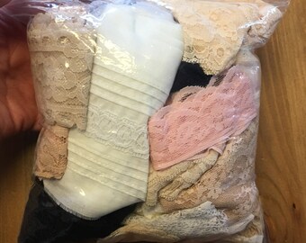 DESTASH LOT Vintage Lace Trimmings Fabric lot Mixed Media Collage art Vintage Lace Lot