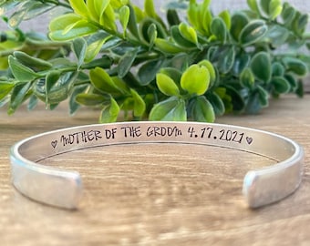 Adjustable Mother-in-Law Bracelet - "Marriage Made You Family" Engraved Stainless Steel Gift For Stepmom, Bride's Mom
