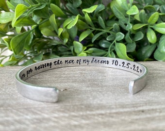 Thank you for raising the man of my dreams Bracelet, Gift for Mother of the Groom, Mother in law Gift from Bride on Wedding Day,Personalized
