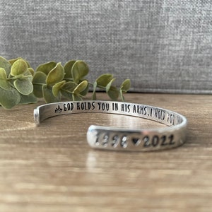 Women’s Memorial Bracelet, Sympathy Gift for Loss of Son, Sympathy Keepsake Jewelry for Bereaved Mother, Remembrance Gift for Loss of Child