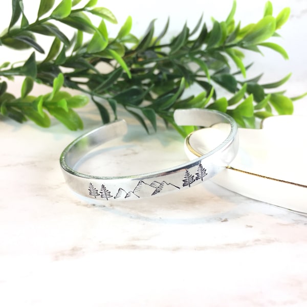 Personalized Gifts, Mountains and Trees Bracelet, Go Where You Feel Most Alive Bracelet, Wanderlust Mountains Bracelet, Women's Bracelet