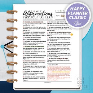 Puede incluir: Un inserto de tamaño Happy Planner Classic con afirmaciones diarias para niños, con declaraciones de fe con escritura. El inserto tiene una encuadernación en espiral e incluye texto como "Mis hijos son amados sin medida."