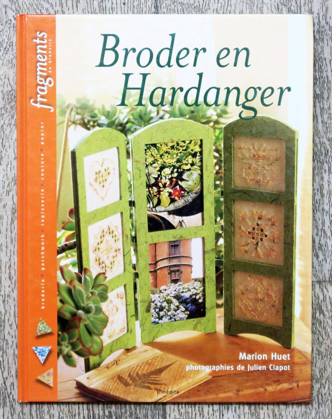 Livret De Motifs Hardanger – Broderie Sur Lin (Susan Meier & Rosalyn Watnemo)