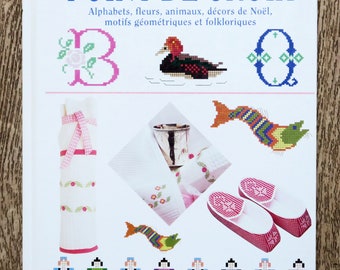French Cross Stitch Mook 15 Abécédaires Fleuris Au Point De Croix