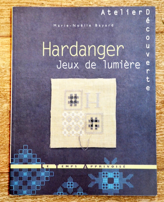 Motifs au point Hardanger : la broderie ajourée de Flammarion - Livres