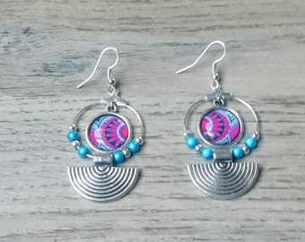 Silver metal earrings and its etnik print cabochon