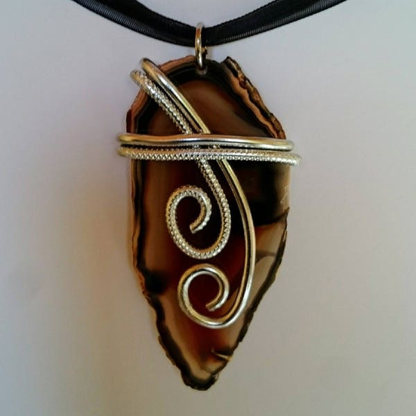 Pendentif sur agate marron dégradé