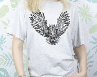 Owl shirt for Women Men Girls t shirt tshirt Animal Bird Graphic tee shirt Aesthetic Nature Wild Illustration Design Unisex shirt Owl Gift