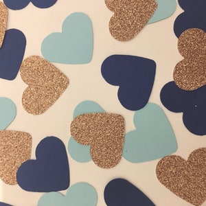 Blaues Herz Confetti mit Rose Gold