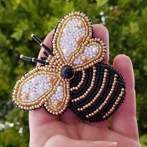 Bee brooch PDF file - Bead embroidery tutorial - PDF pattern - Beading pattern - Beaded Bee - Bee pattern
