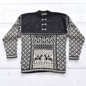 Scandinavian print red white black sweater / Norwegian ski sweater / 1960s  wool sweater — Dusty Rose Vintage