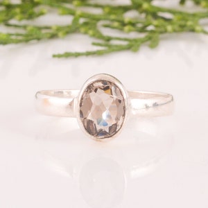 Natural Smoky Quartz Ring,Manmade Ring,Silver Ring,925 Sterling Silver Ring,Oval Smoky Quartz Ring,Birthstone Ring,Gift for Women,Midi Rings