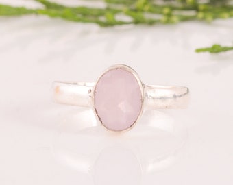 Rosenquarz-Ring, rosa Chalcedon Ring, 92,5 Sterling Silber Ring, Manmade Ring, rosa Edelstein-Ring, Stapeln Ring, zierliche Ring, Geschenk für Sie