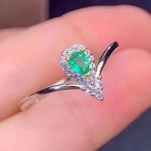 Natural Emerald & Cubic Zirconia Ring, 925 Steeling Silver, Emerald Ring, Statement Ring, Engagement Ring, Wedding Ring, Pear Cut Stone Ring