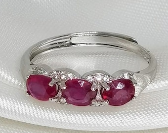 Anillo de rubí natural,925 plata de ley, anillo de compromiso, anillo de boda, anillo de lujo, anillo de corte ovalado, anillo de piedra preciosa roja, anillo hecho a mano, regalo para las mujeres,