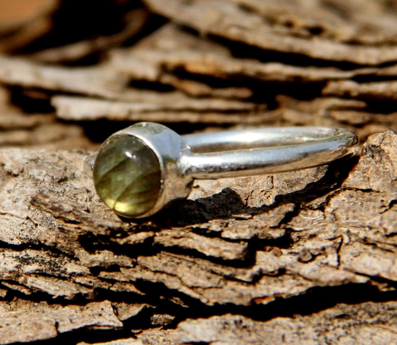 Labradorite Ring-Silver Labradorite Ring,Sterling Silver Ring,Stack Ring,Midi Ring,Gift For Her,Natural Labradorite Gemstone Ring image 1