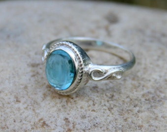 Bleu topaze, bague topaze bleue Quartz pierres précieuses, bague en argent Sterling avec gemme Quartz bleu, cadeau pour les femmes, cadeau pour elle, anneau à la main