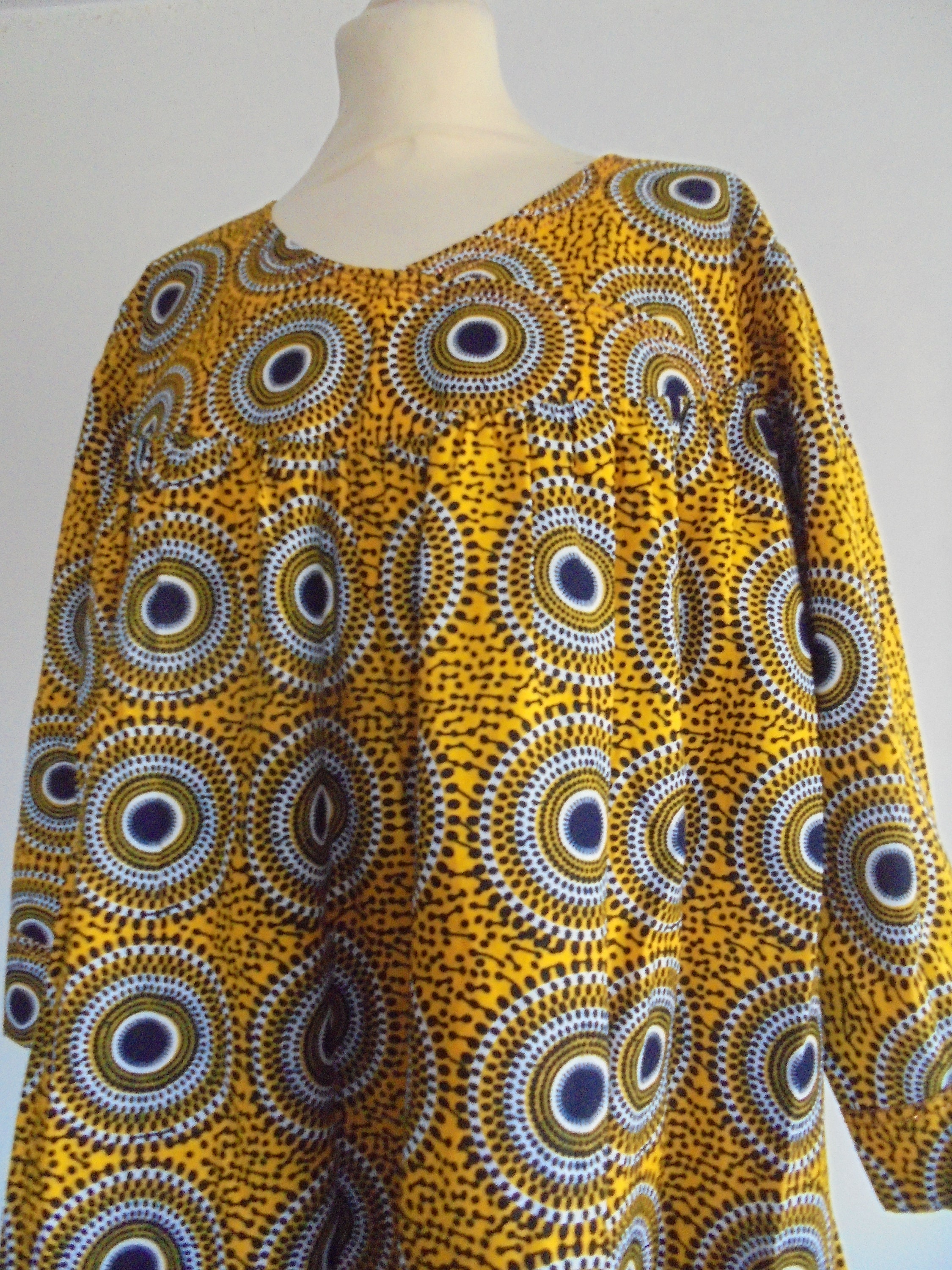 Kaba en tissu pagne hot sale