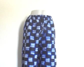 Wijde, baggy broek van gemengde stof in wax, maat T 40/44