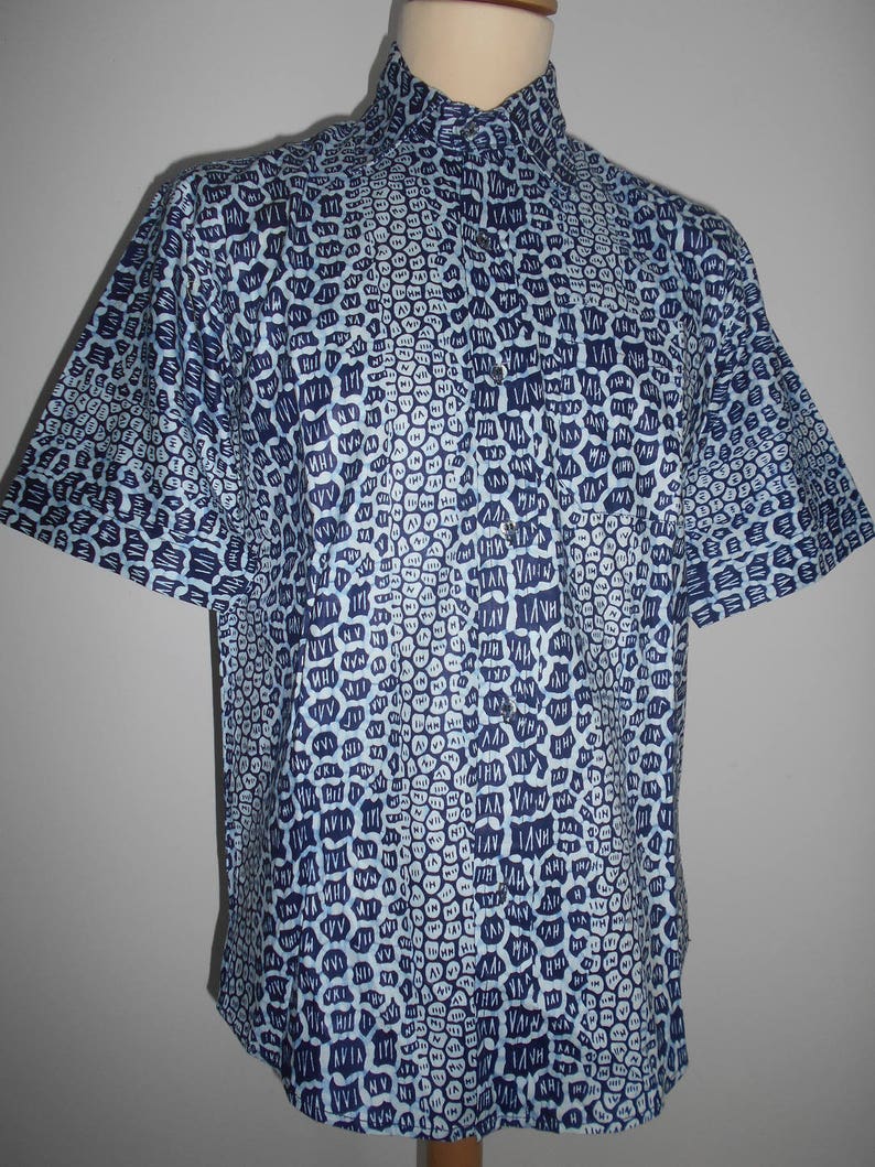 Chemise manches courtes homme bleue en wax image 1