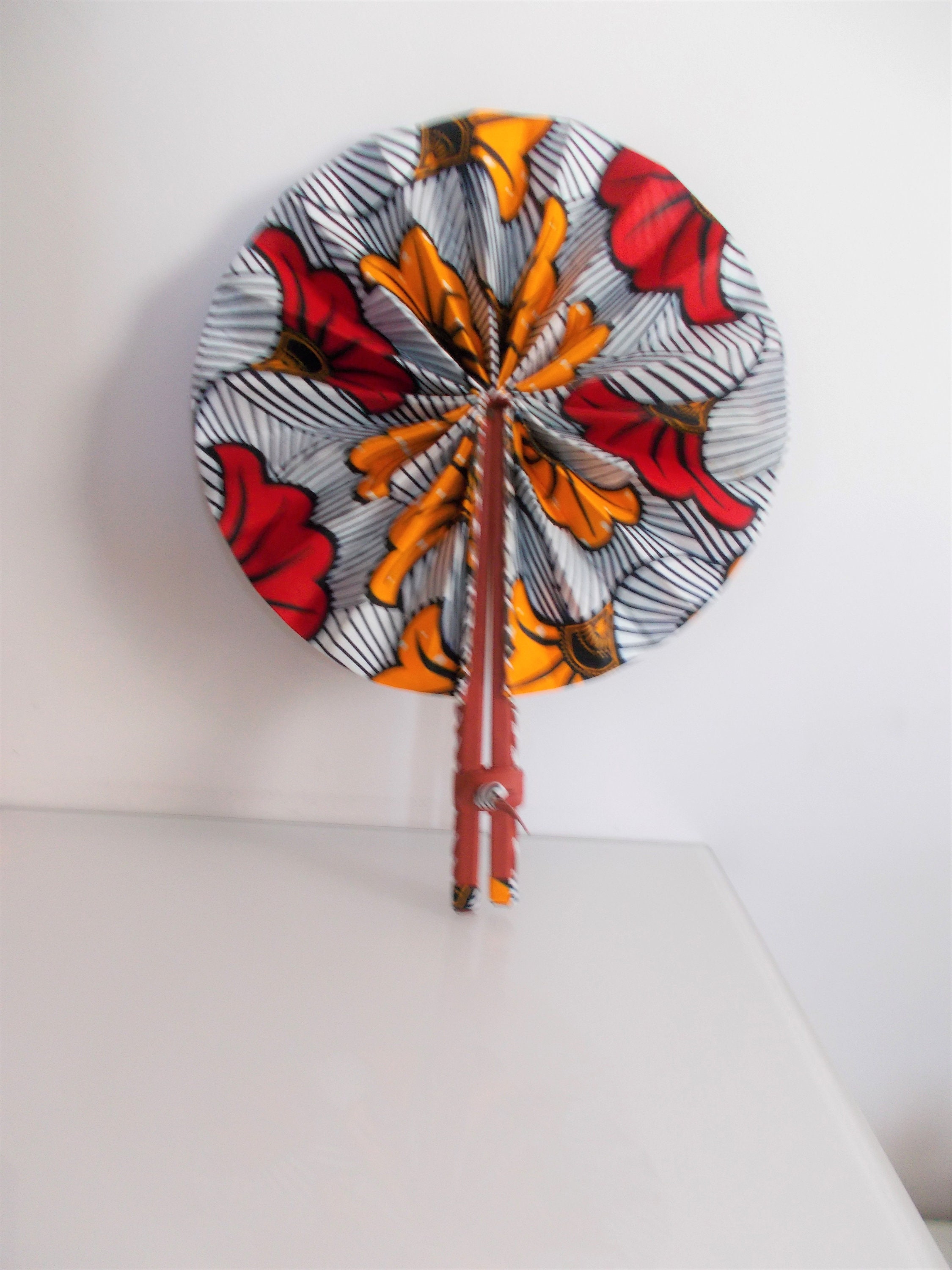 Éventail Cuir et Wax Pagne Africain