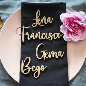 Custom Laser Cut Name Sign - Wedding Name Decor– Wooden Place Cards – Wedding Table Names – Personalized  Name Tags – Event Decor table name