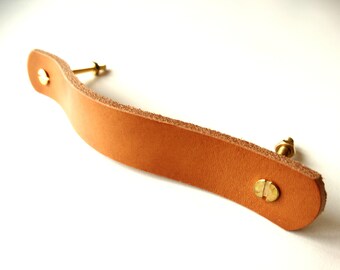 Button, drawer handle - vegetable-tanned leather