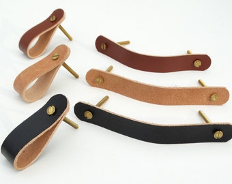 Knob, drawer handle or furniture door - split leather