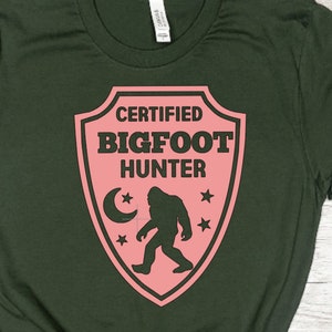 DIY Iron-On Vinyl: Certified Bigfoot Hunter