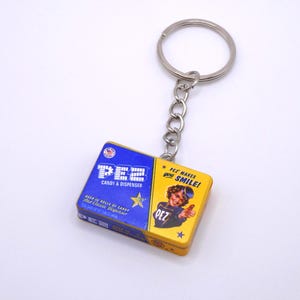Vintage/Retro PEZ Candy Mini Brands Schlüsselanhänger|Food Schlüsselanhänger|Snack Schlüsselanhänger|Fun Schlüsselanhänger |Miniatur Food Schlüsselanhänger |Skurriler Schlüsselanhänger|Miniaturen|