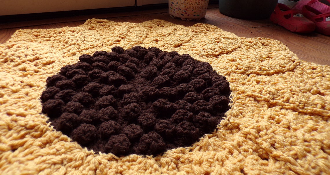 Sunflower Rug/wall Hanging (crocheted) / Spring Decor / Sunflower ...