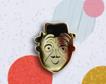 Emaillepin Mann mit Hut Fastnacht