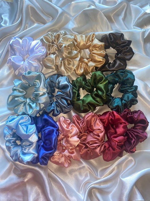 Satin Scrunchie Set: Handmade Hair Accessories, Wedding  display picture 1