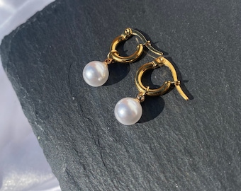 Pearl Huggie Hoop Earrings Pearl Huggie Earrings Pearl Earrings Gold Hoops Pearl Hoop Earrings Small Hoop Earrings Pearl Christmas earrings