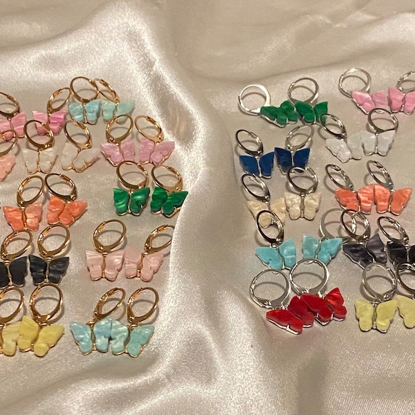 Boucles d’oreilles Butterfly Hoop - Couleurs exclusives - Boucles d’oreilles papillon en acrylique - Boucles d’oreilles Huggie - Boucles d’oreilles en or - Boucles d’oreilles en argent cadeau pour elle