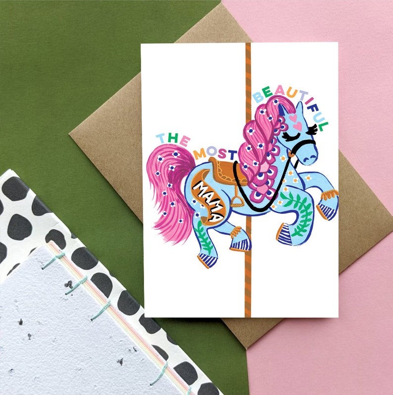 Cartão de Mãe Linda | Cartão de Dia das Mães | Tema Parque de Diversões | Cavalo de Carnaval | Cartão de Mãe Carrossel de Cavalos imagem 2