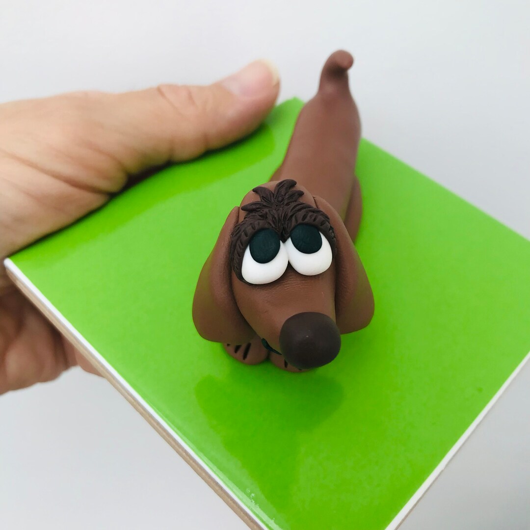 Sausage dog gift, puppy cake topper, sausage dog cake topper, tan — free download